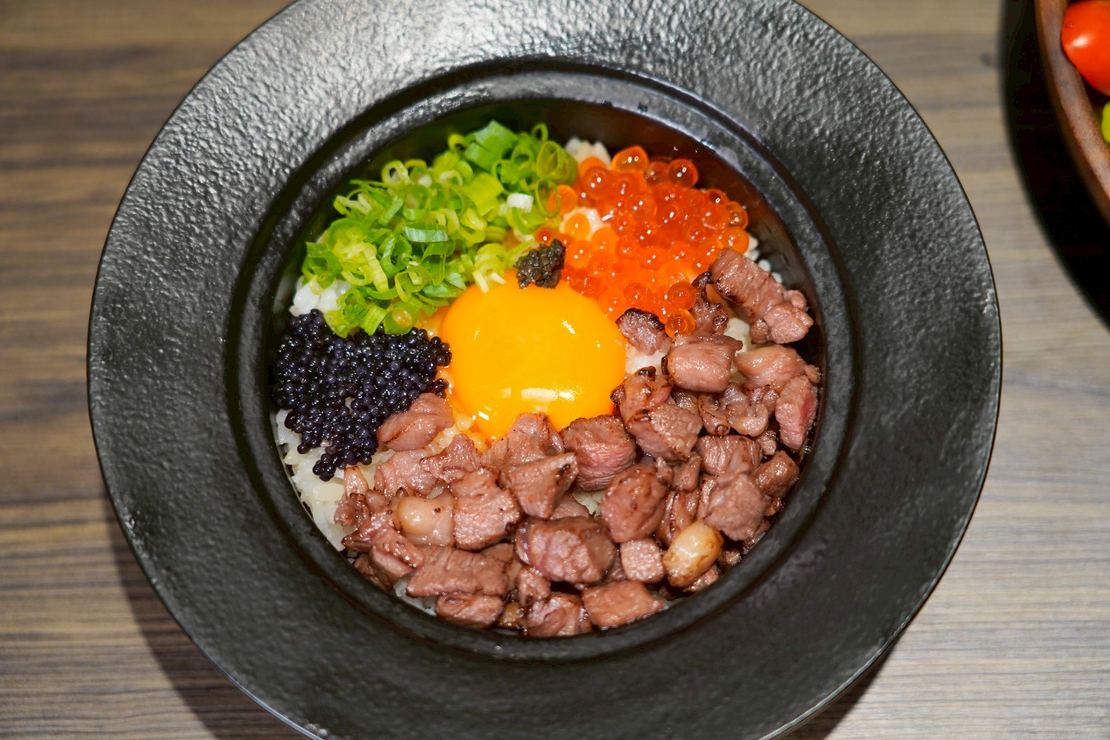 原木燒肉-東區頂級燒肉 30公分的和牛牛舌! 桌邊專人代烤 獨立包廂 聚餐首選 - 第26張圖