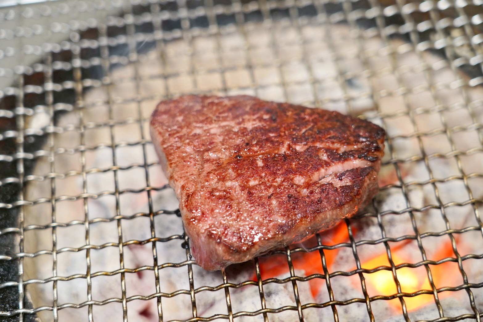 原木燒肉-東區頂級燒肉 30公分的和牛牛舌! 桌邊專人代烤 獨立包廂 聚餐首選 - 第36張圖