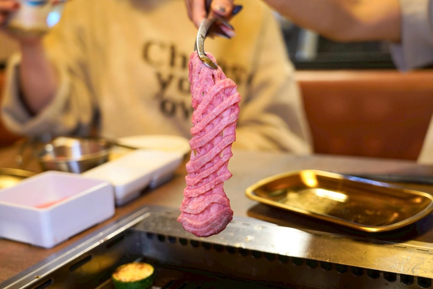 燒肉Lab京東 台北新開幕和牛燒肉! 超市型燒肉～cp值超高 個人燒肉或聚餐 都適合～