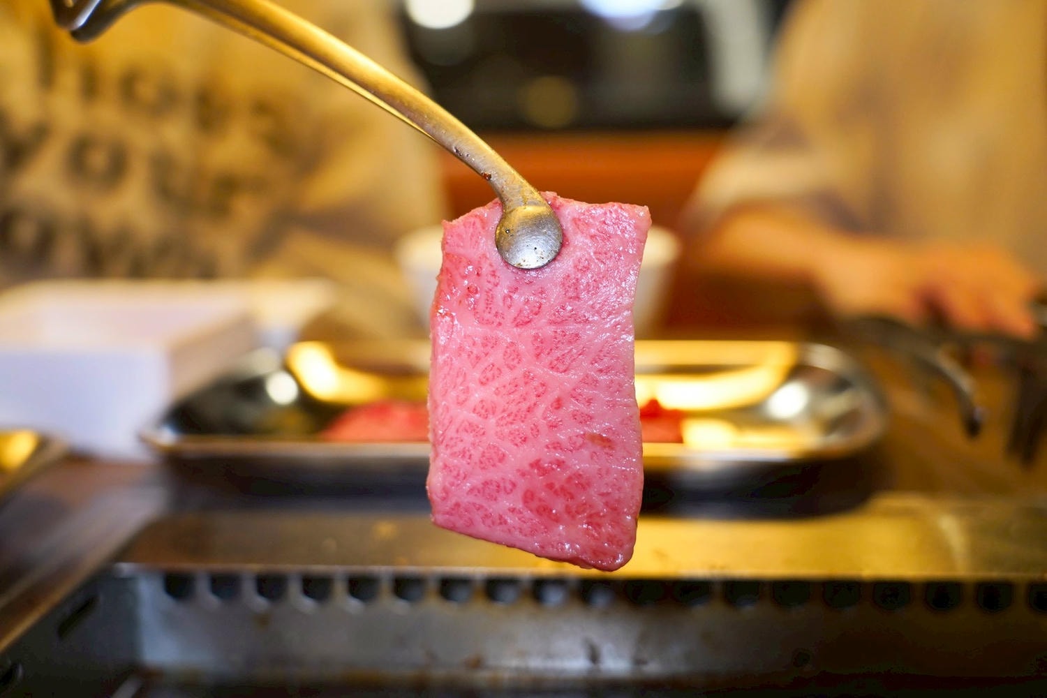 燒肉Lab京東 台北新開幕和牛燒肉! 超市型燒肉～cp值超高 個人燒肉或聚餐 都適合～